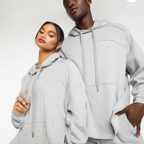 Savage X Fenty Platinum Gray Oversized Hoodie - Picture 9 of 14